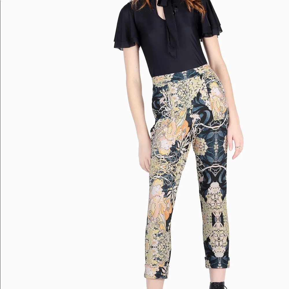 MUCHA black cuffed pants - Limited Blackmilk size L